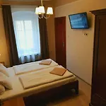 Duna Panzio Oda ve Kahvaltı 4*