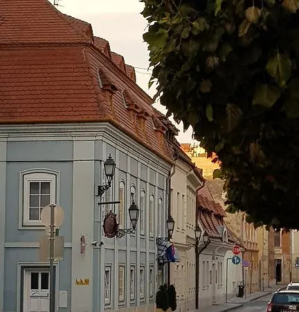 Bed & Breakfast Duna Panzio Győr