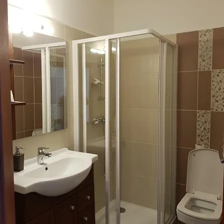 Duna Panzio Oda ve Kahvaltı 4*