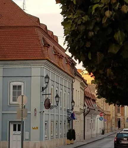 Bed & Breakfast Duna Panzio Győr